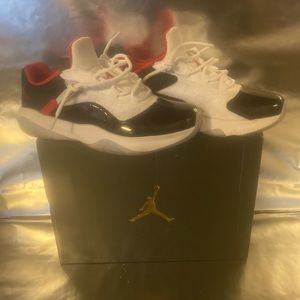 Jordan CMFT ( White Black Red )